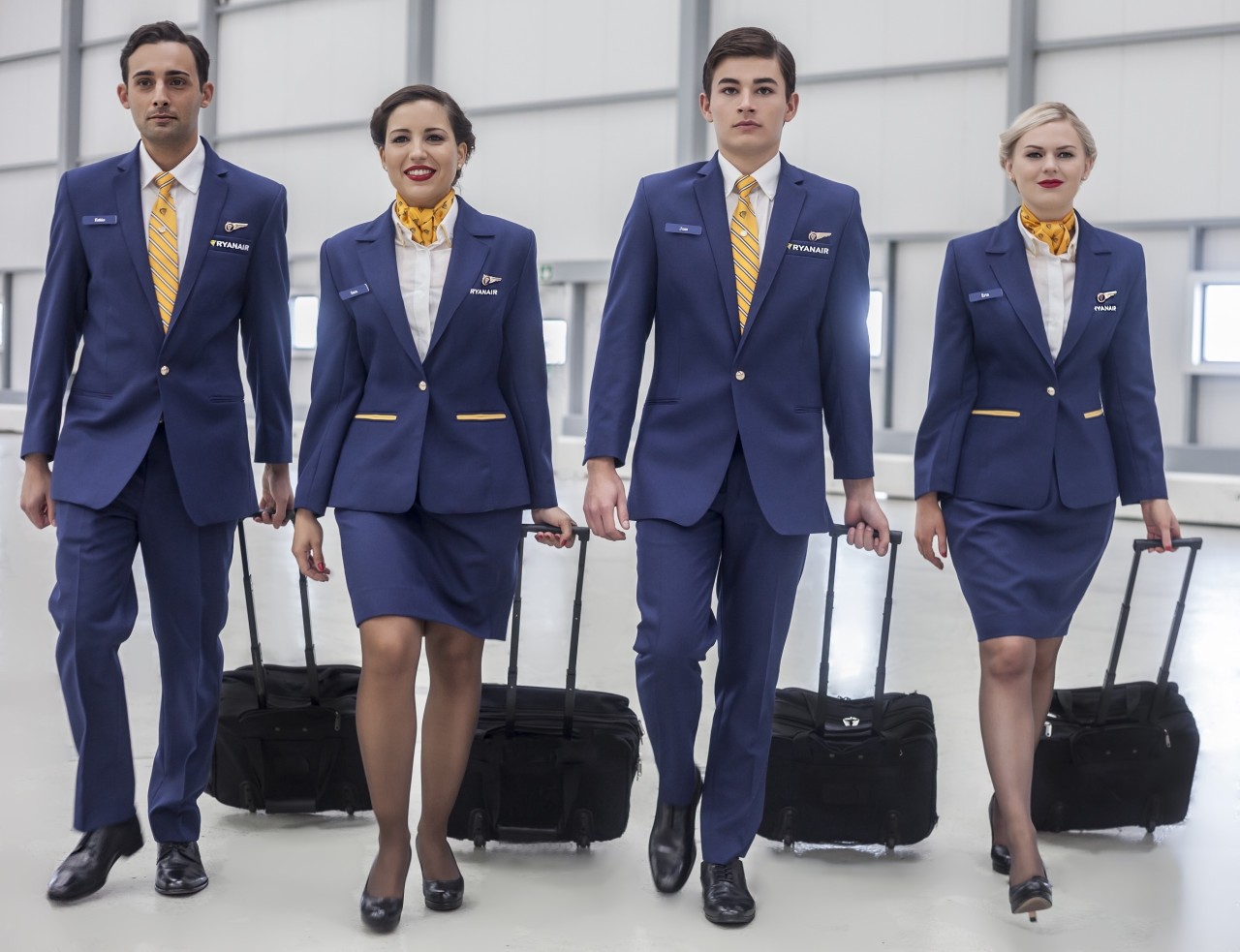 Ryanair-Uniforms-3-1280x983