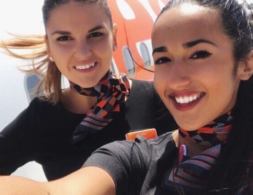 easyjet stewardesa